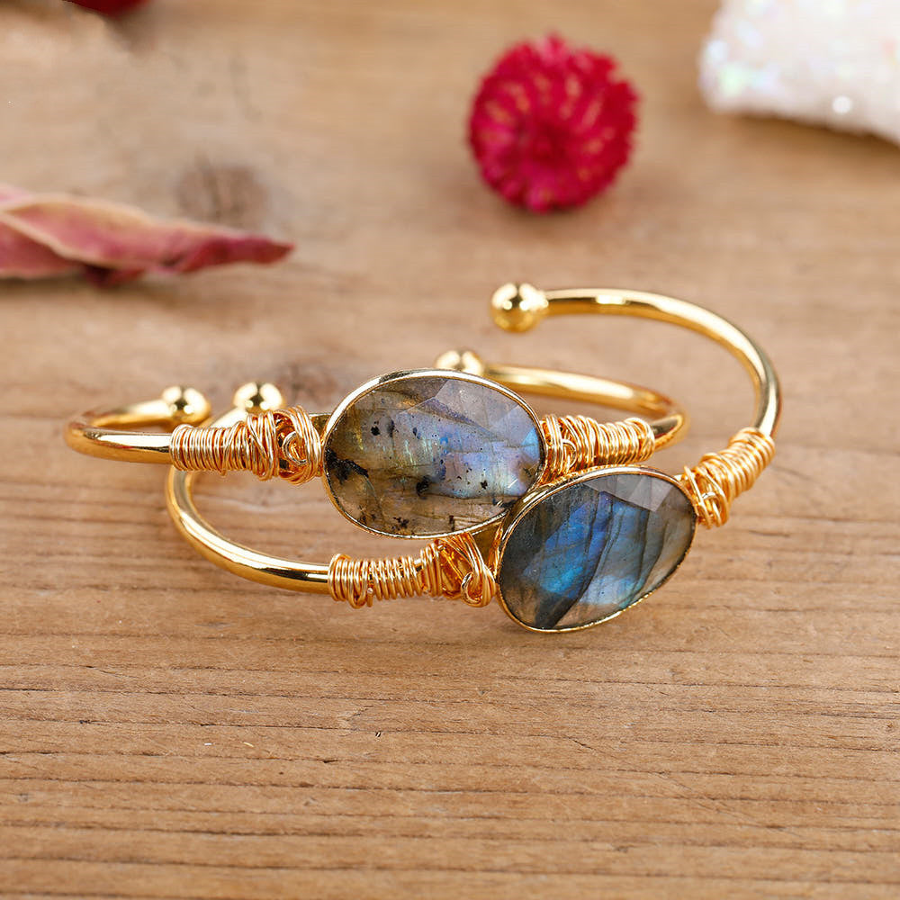 Aurora Insight Cuff