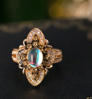 Lunar Radiance Ring