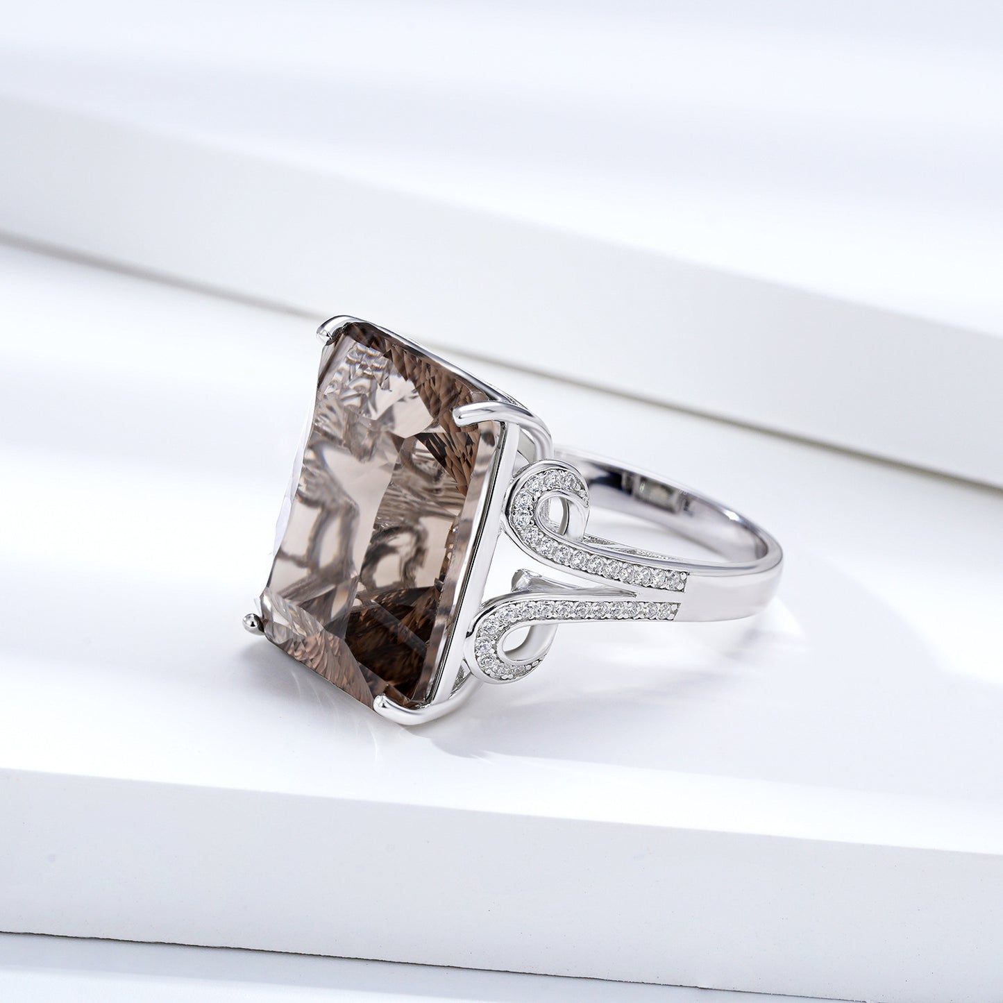 Luminous Eclipse Ring